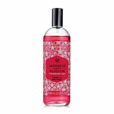 ジャパニーズチェリーブロッサムストロベリーキス フレグランスミスト THE BODY SHOP