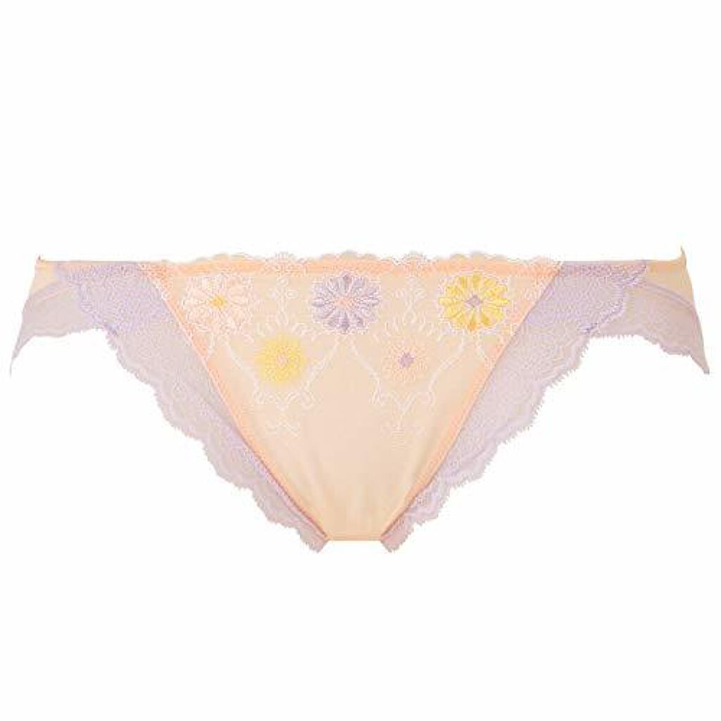 AMO’S STYLE by Triumph モザイクレース サニタリー