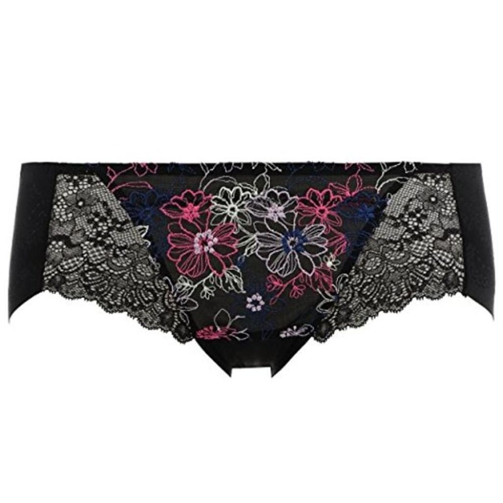 きゅっと寄せブラ レース Ver. サニタリーショーツ AMO’S STYLE by Triumph