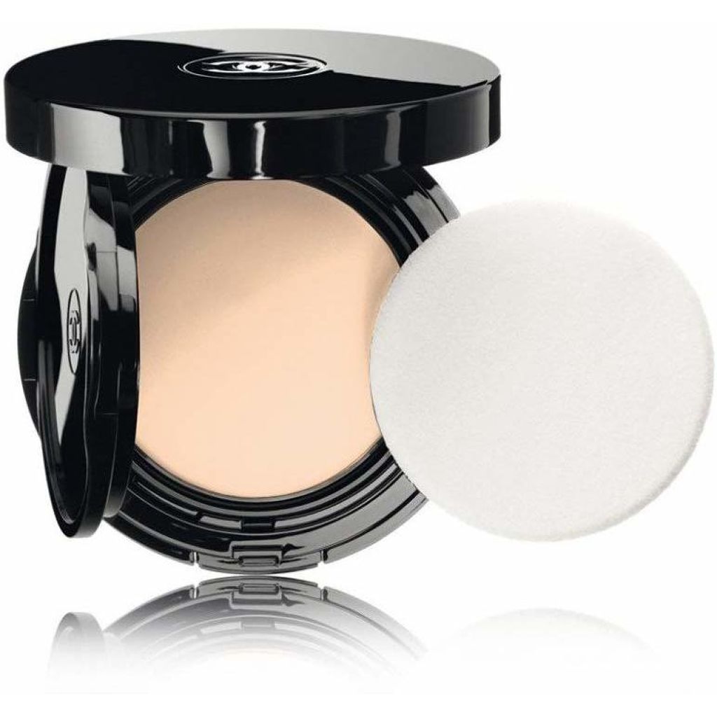 CHANEL ヴィタルミエール イドゥラ コンパクト