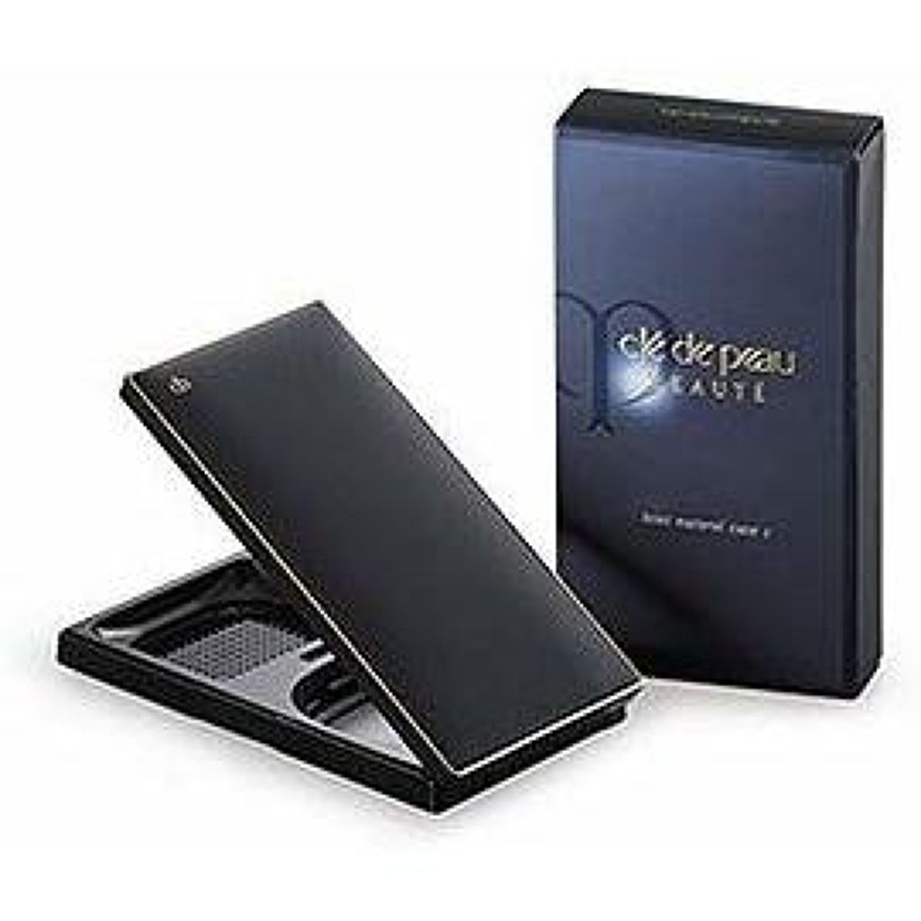 クレ・ド・ポー ボーテ タンナチュレールケースc