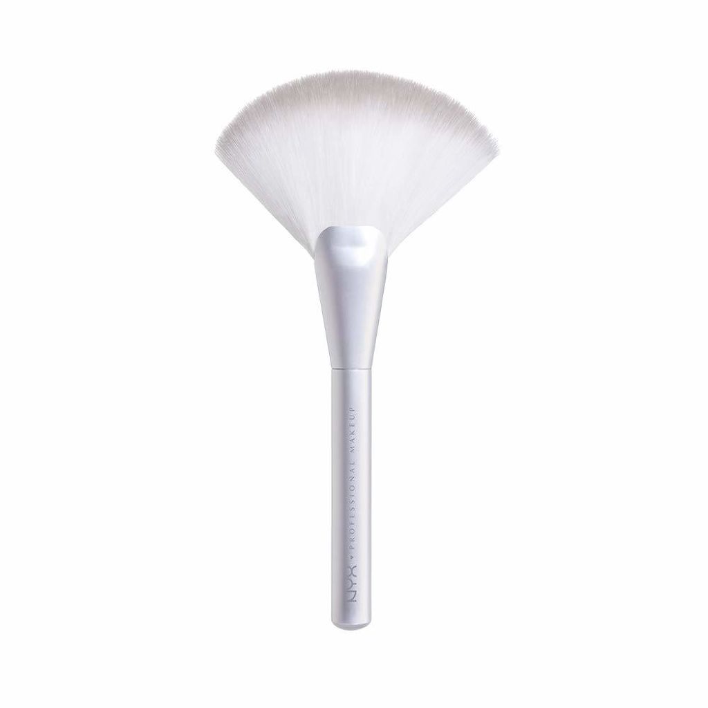 ホロ ハロー スウィーピングハイライト ブラシ 01 NYX Professional Makeup