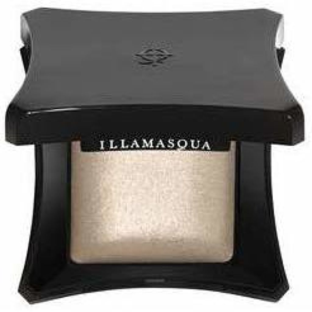 beyond powder Illamasqua