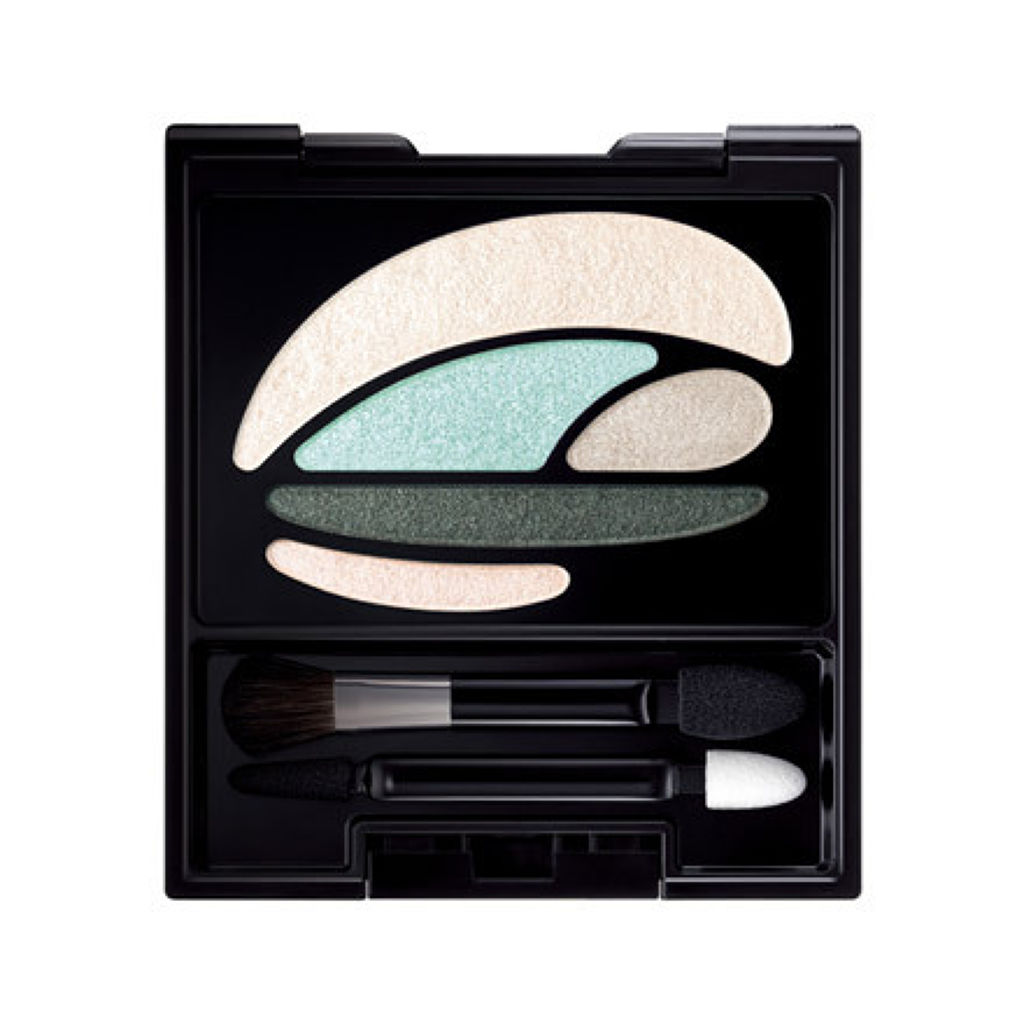 【即購入OK】オーブ クチュール デザイニングインプレッションアイズ 551 試してみた】AUBE デザイニングインプレッションアイズの人気色