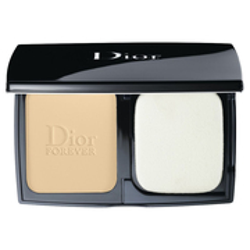 ディオールスキン フォーエヴァー コンパクト エクストレム コントロール 011 クリーム
