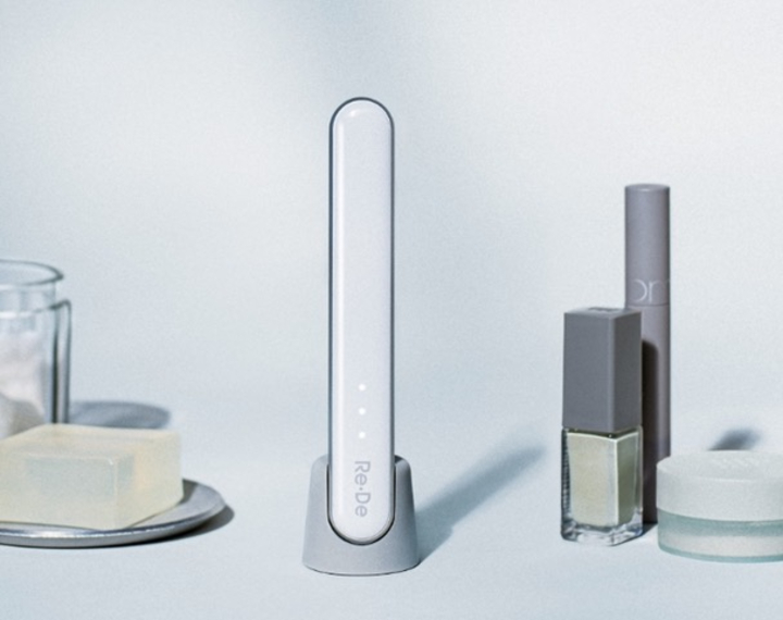 クラッチ ヌードエディション 01＆ミニロッソ マット 111A ＜限定品＞ ヴァレンティノ ビューティ / GO クラッチ ＆ ミニロッソ GO