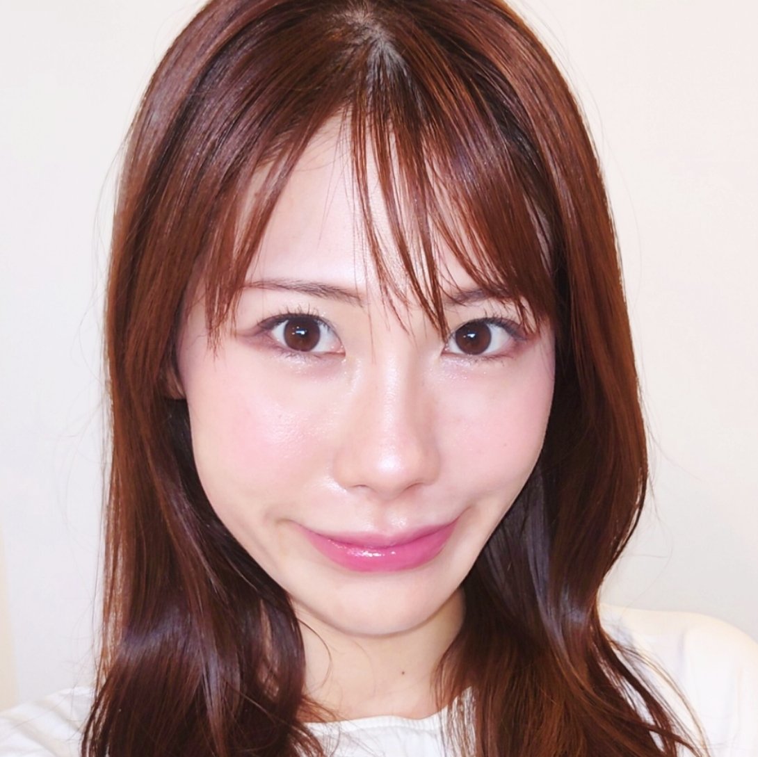 こすめぐみ|元コスメ研究開発|コスメで最大限理想の自分に