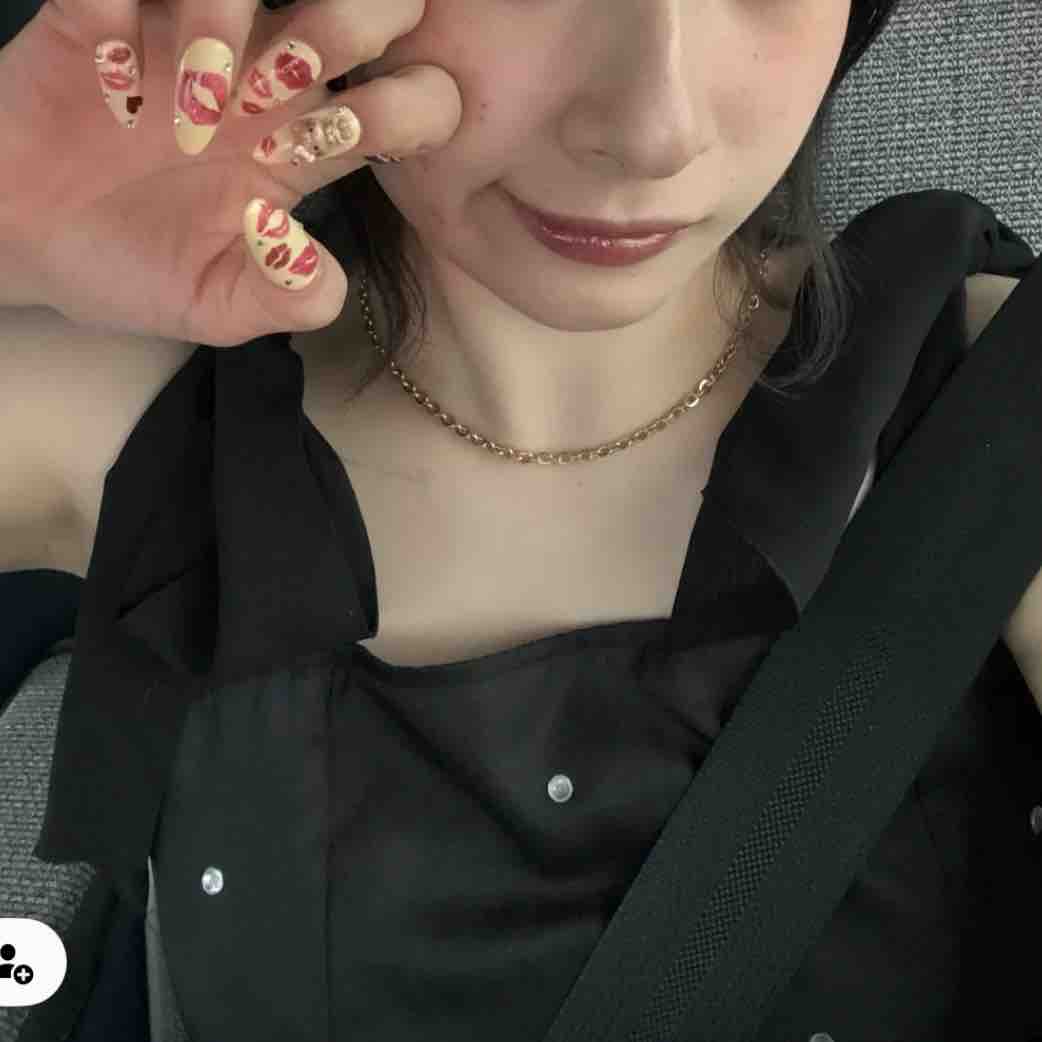 KIKI*̩̩̥コスメ・美容*̩̩̥フォロバ100