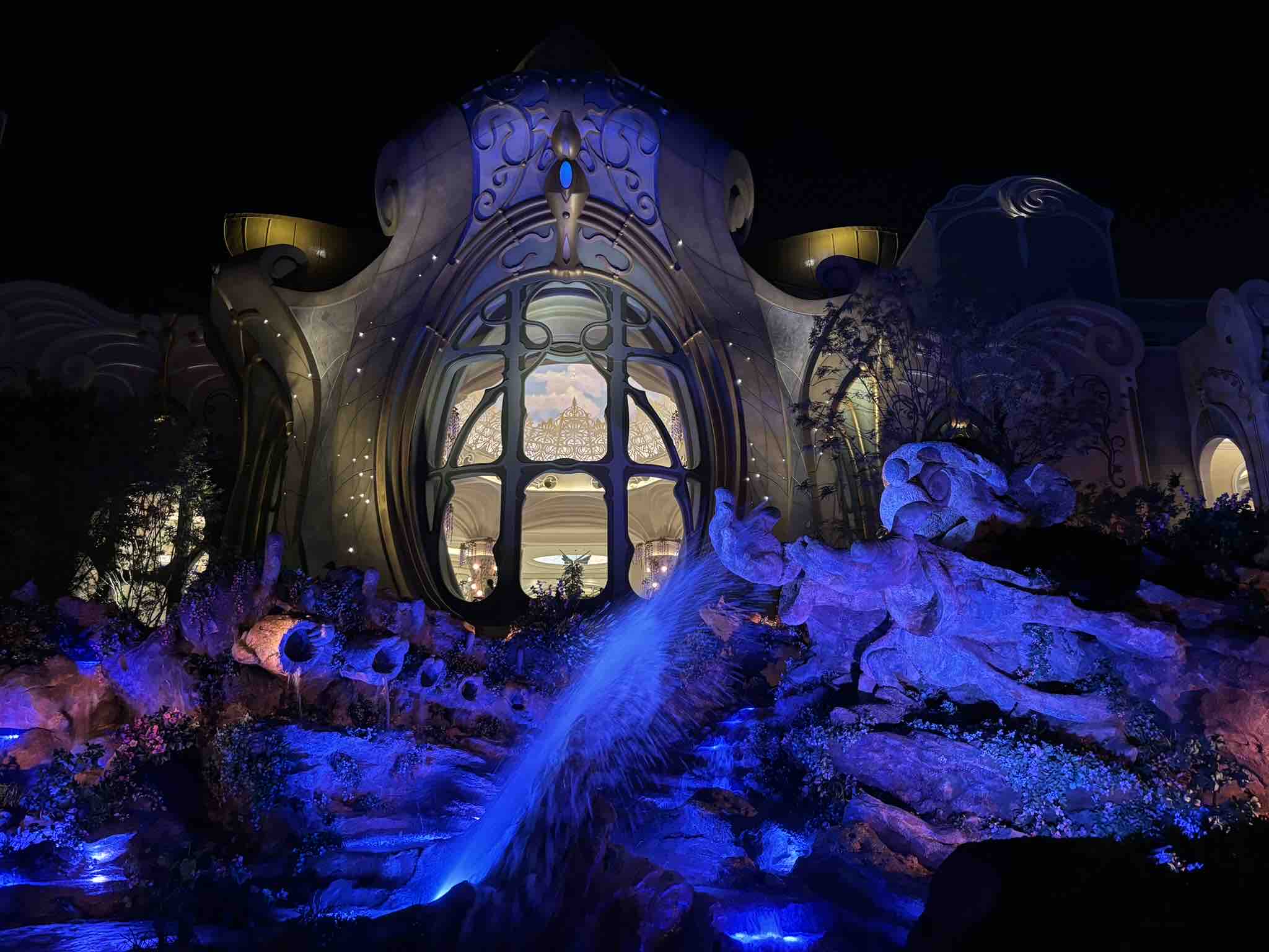 アッキー•トウスケ