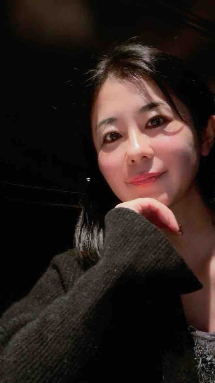 試してみた】ネックケア専用美顔器 ベラコントゥアーVリフトLED 試してみた】ネックケア専用美顔器 ベラコントゥアーVリフトLED