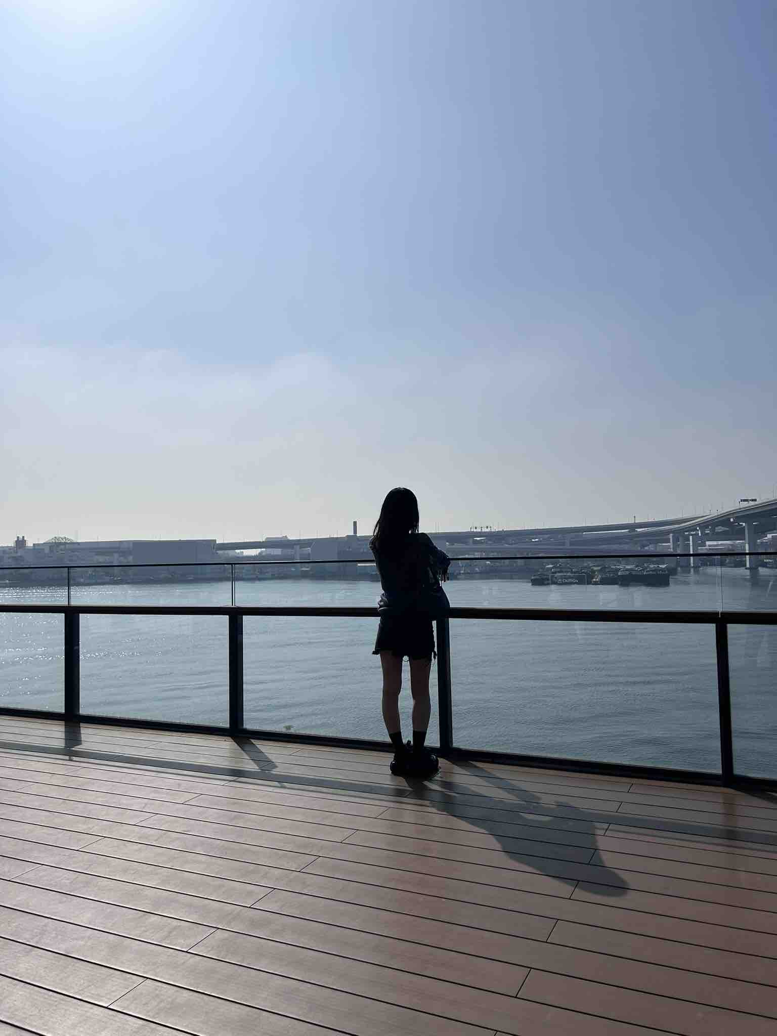 ゆり𓍯𓈒𓏸︎︎︎︎現役美容部員