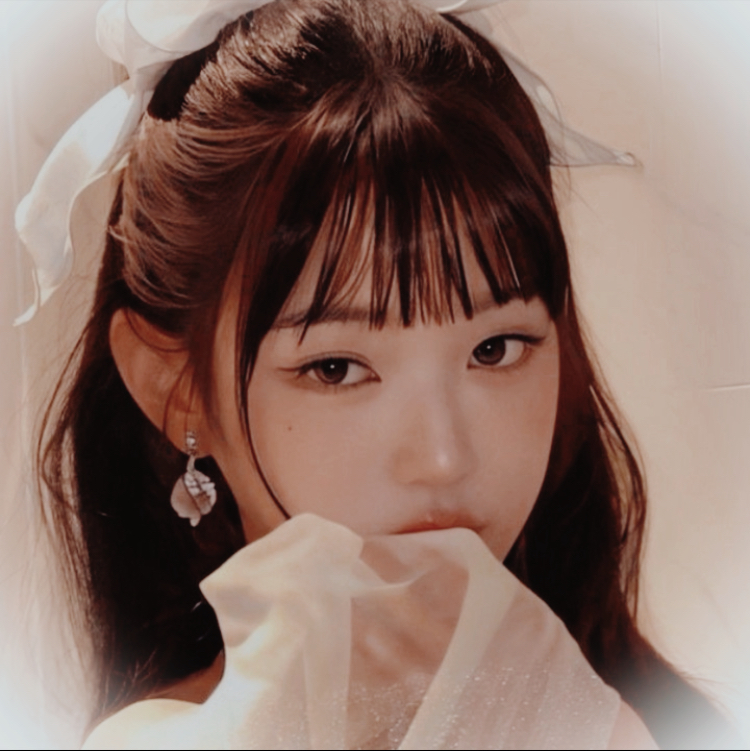 如月 ゆら . 🧸🍯