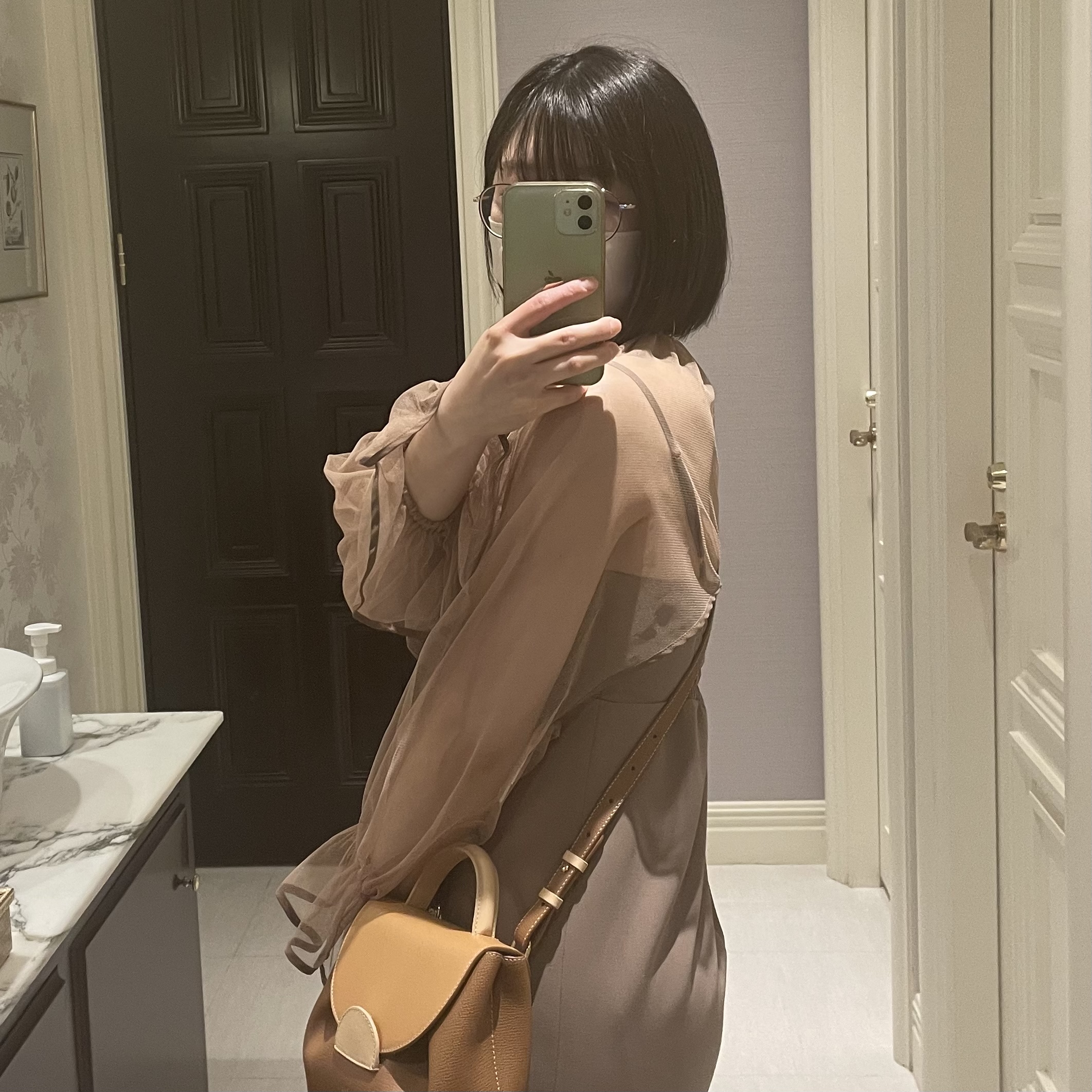 おもち｜元ドラッグストア美容部員