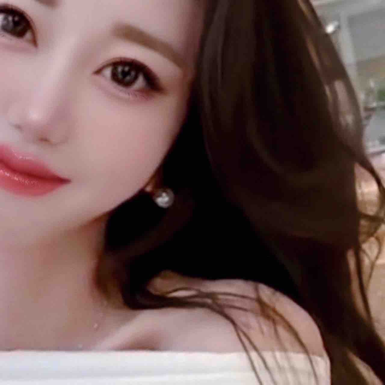 🫧𝕞𝕖𝕖︎︎🫧