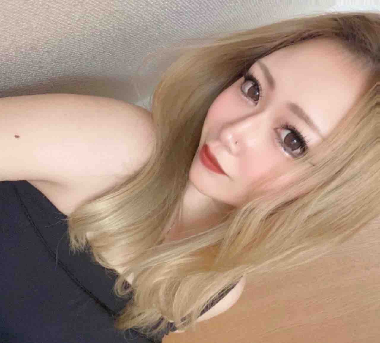 - ̗̀ ʏᴜɴ  ̖́- / ﾌｫﾛﾊﾞ𝟙𝟘𝟘