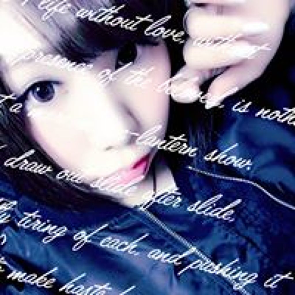 ☪︎⋆｡成田のの˚✩