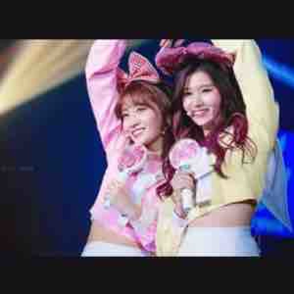 ๑  る う な  ๑ 