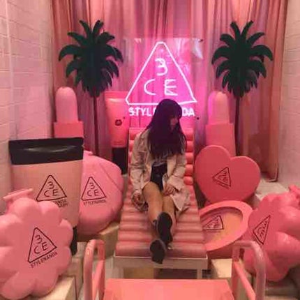 pink