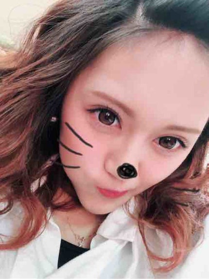 Aya ₍˄ ͇. ₋ .⋈͇₎