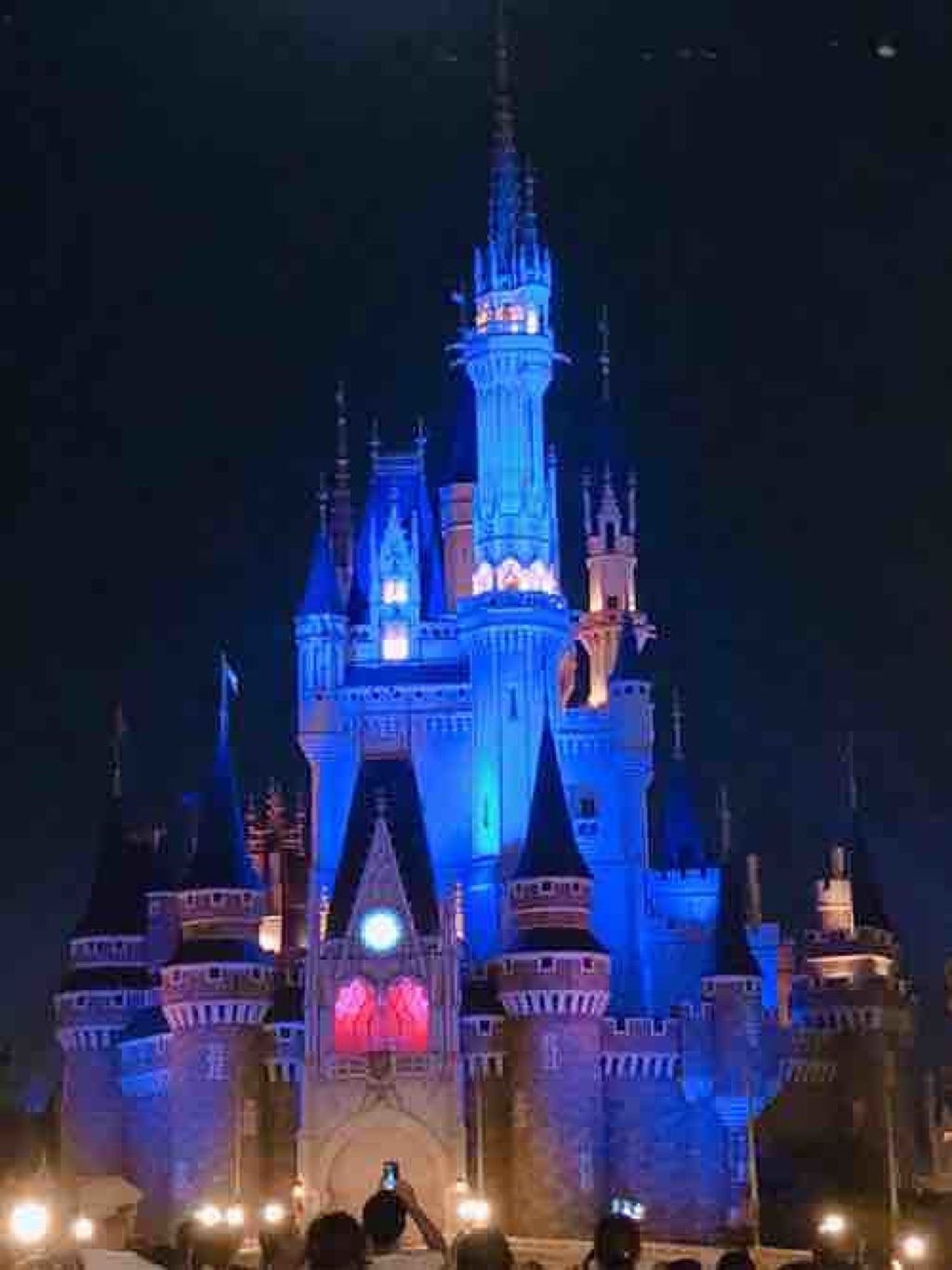 黒い田んぼから生まれてきたJK