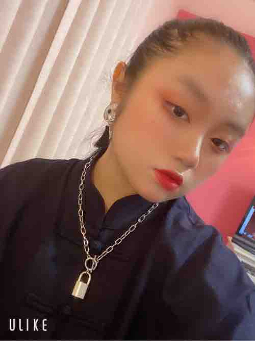 そこらのオタク。