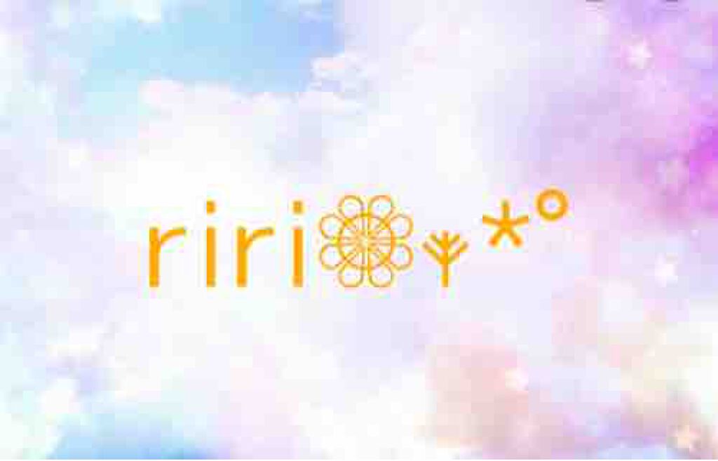 riri❁⃘𖤣𖥧*ﾟ