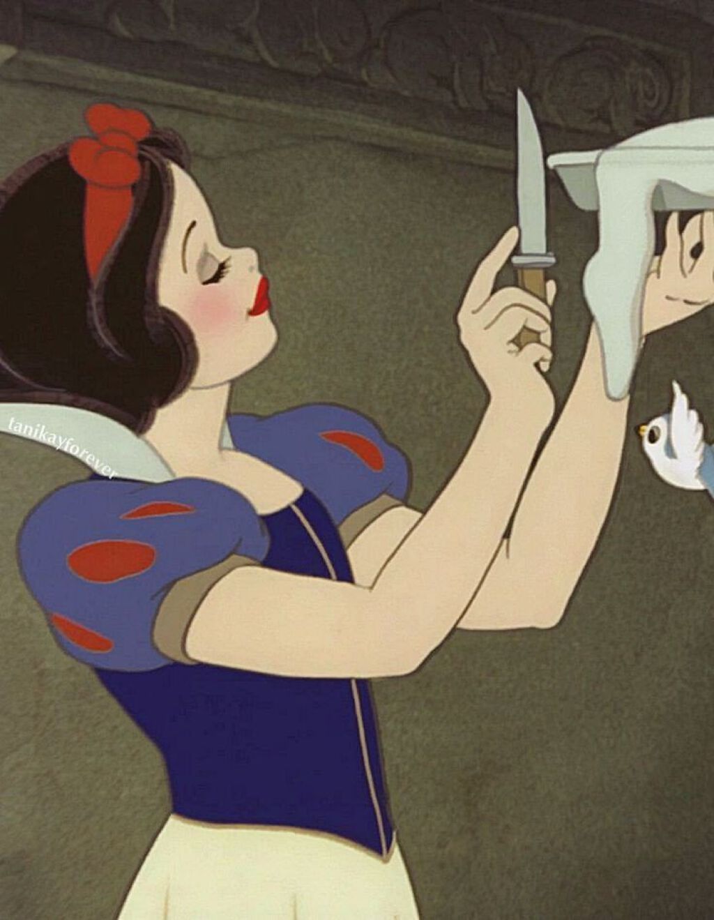 りりも〈一重女子〉