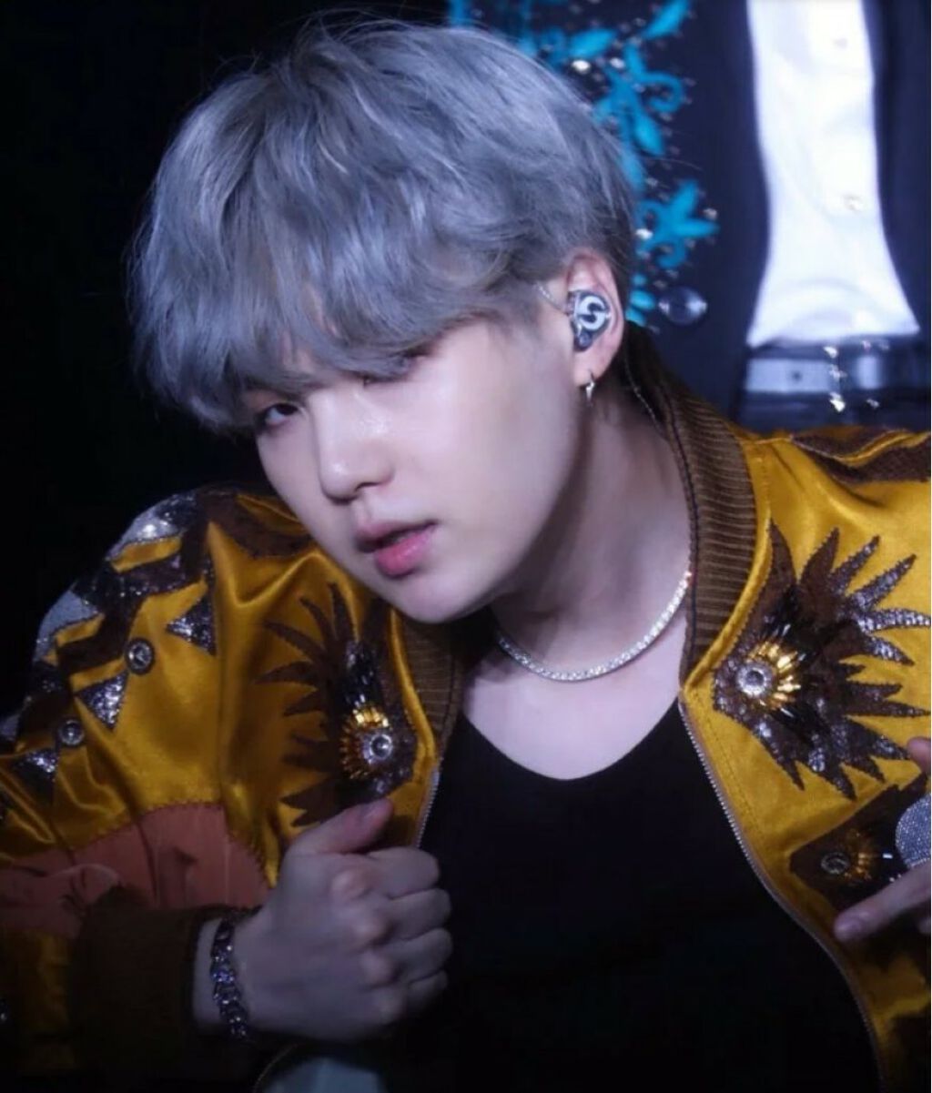 사랑(ｻﾗﾝ)☁🥀