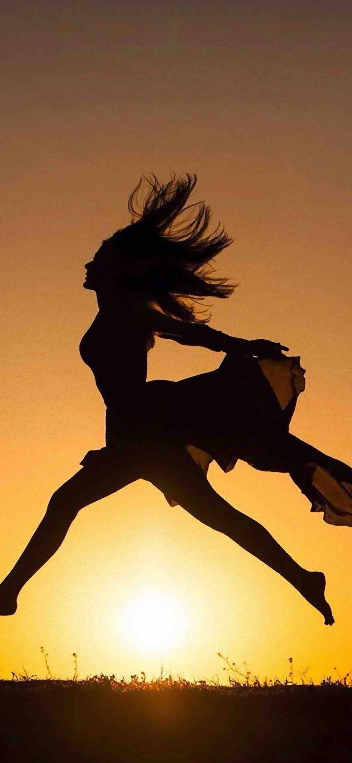 クリスタルアンバー